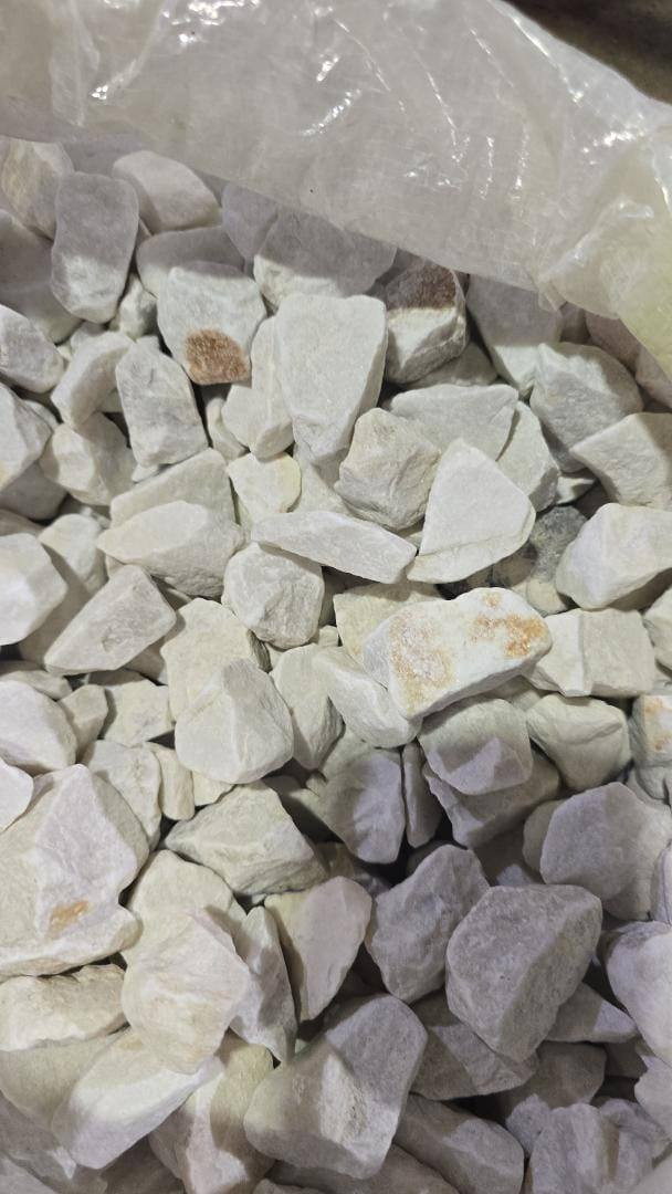 حجر طبيعي للحدائق الداخلية والخارجية

وزن الكيس 25 كيلو ب15 الف

يتوفر توصيل داخل عنه مجانا
وتوصيل لباقي المحافظات


**إذا كنت صاحب هذا الإعلان وتريد حذفه لأي سبب، رجاءا أرسل رسالة إلى الدعم الفني**