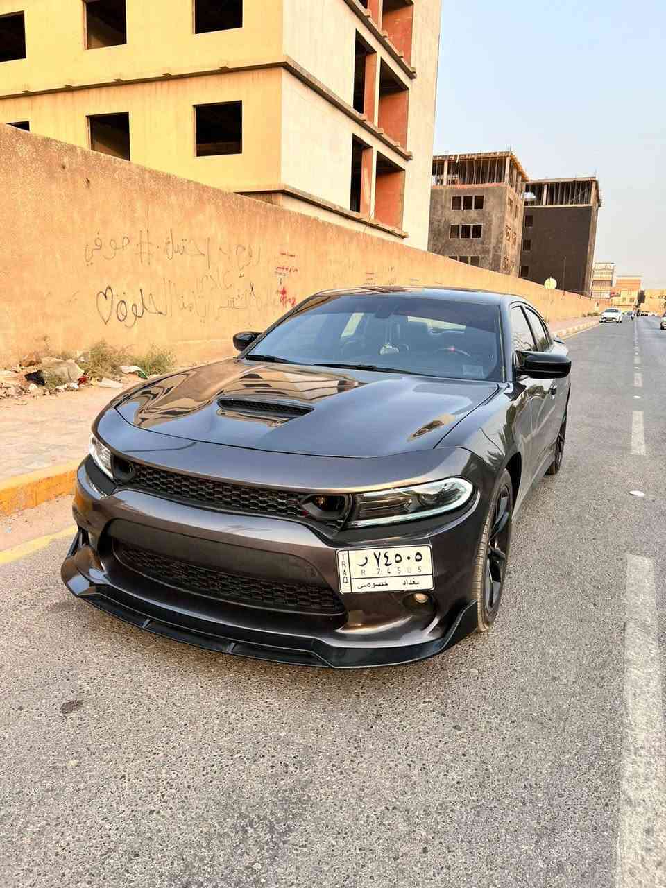SXT plus
اعلى فئة بال
 فول مواصفات خنك ماعدا الراداراتSXT
سيارة موديل 2019 ماشية 62
حادثها بچم والسيارة بنيد ودعامية SRT
رقم بغداد باسمي
السعر 190  وبيها مجال للشراي


**إذا كنت صاحب هذا الإعلان وتريد حذفه لأي سبب، رجاءا أرسل رسالة إلى الدعم الفني**