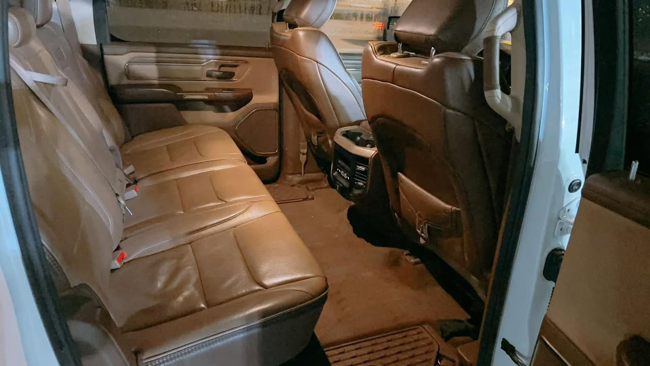 رام للبيع
5700
فول موصفات للاخير 
باب طويل بدي قصير 
المرغوب كاززز
موديل 20 
داخل عسلي مطعم صاج 
تبريت تدفئه بل كشنات الامامي 
الخلفي تدفيه 
حساسات امامي خلفي 
رادار امامي جانبي 
نقطعه عمياء خروج عن المسار 
قياده ذاتيه 
توقف ذاتي 
وبعد هواي بيه موصفات
قياده طياره 
للتواصل وتساب 
كفاله عامه 
رقم بغداد  تحويل ثاني يوم 
*********** وتساب اتصال 
300 سعرها ثلاث شدات وبيه مجال بسيط
عنوان بصره
