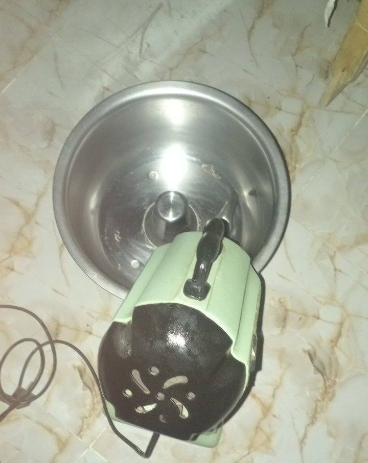 سلام عليكم عجانه جديد  مستعمله شي قليل والله شتريته 240وريده 200وبيه مجال


**إذا كنت صاحب هذا الإعلان وتريد حذفه لأي سبب، رجاءا أرسل رسالة إلى الدعم الفني**