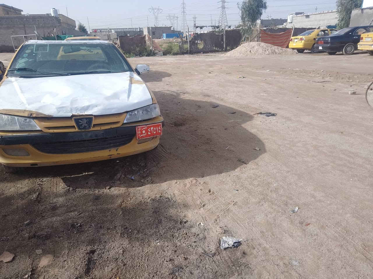 سلام عليكم بيجو بارص محرك وكير كفاله ومشط وحداده كامله مكمله مالتكسي7ورقات قفل بلعمله لعراقيه مليون ***********رقم بصره صدامي زبير والمراوس حسب لقناعه
