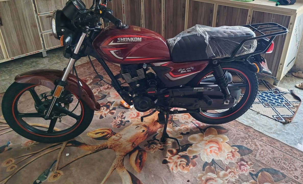 السلام عليكم دراجه موديل 27 دراجه ماصارله شهر من جبناهه من لوكيل جديده نظيفه وخير من الله ***********
