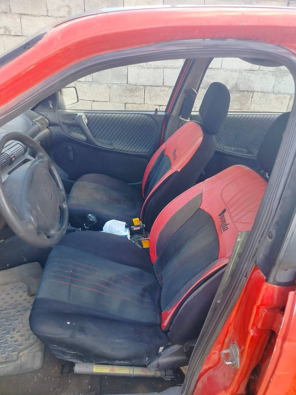 استرا محرك 2000 للبيع او مراوس ب هيفا 
العنوان .العباسيه قرب المعارض
/مكلف بلنشر هذا رقم صاحبها ‏‪***********‬‏
