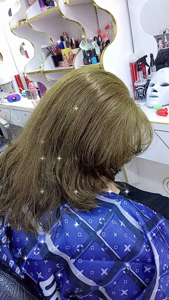 صالون نيكست استار ابكج اول يضمن حف +تنضيف بشره 10
بكج الثاني يضمن تنضيف قدم + تنضيف بشره 10 
شيره جسم كامل 25 
صبغ شعر +قصر الشعر القصير 20
صبغ شعر وسط 30
صبغ + نص كب ميش  الشعر وسط 40
صبغ شعر +  كامل كامل ميش 50 الشعر وسط
طويل بعد معاينه
ميش كب كامل 30 
ميش نص كب 15
اكرلك +ديزاين إصبعين 25
 جل استيشن 15
جل فقط 10
عرض تاتو كل الانواع على 20
وشم يبدي من 5الى 25
مكياج مناسبات 25+رموش وعدسات
مكياج خطوبه 50+رموش وعدسات +اضافر 
تسريحه تبدي من 15الى 25
كوي شعر 5
شسوار 5
معالج شعر 10 واسط
طويل بعد معاينه
تسريح شعر وسط 40 وإذا افريقي 75
تسريح شعر فريقي طويل بعد معاينه 
ويوجد الدينه د.ايرانيه على حجز  

صالون نيكست استار 💇🏻‍♀️
العنوان النعيرية قرب جامع عرفات يم ماركة لميسم الرقم هاتف *********** معي انتي الاجمل💅🏻🫰💇🏻‍♀️
