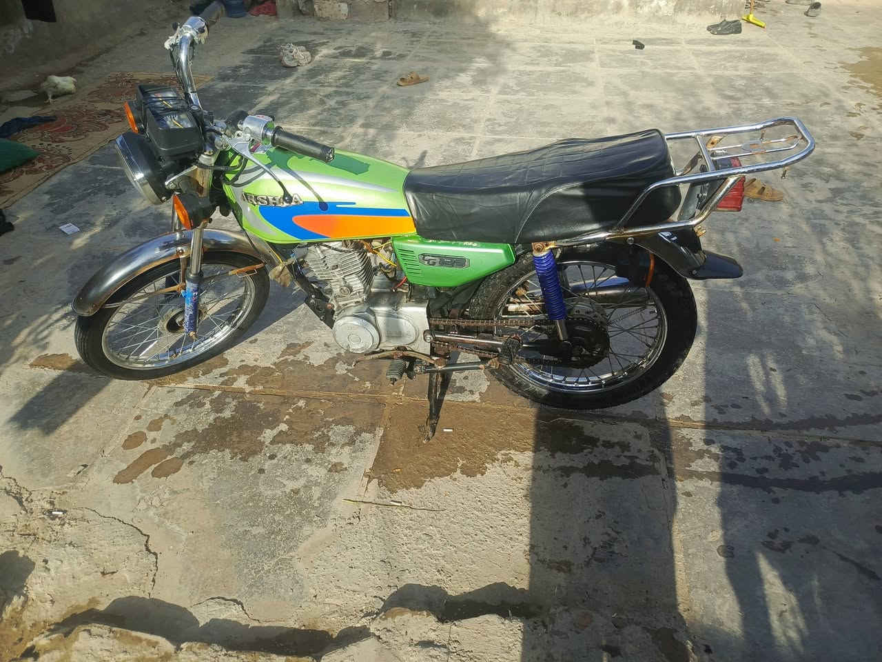 375   2014  ***********   ***********  وراق
