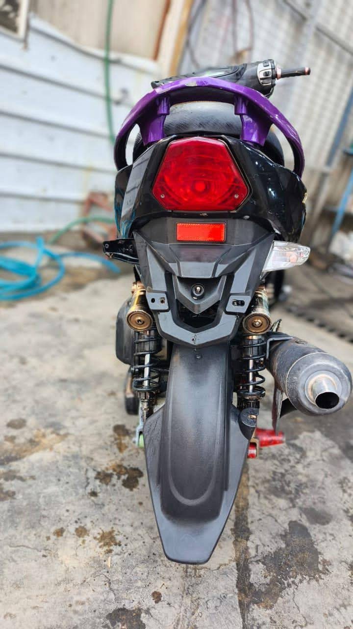 السلام عليكم يولد جيتي ار حديث دراجه كامله مكينه لا تنقيص لا تبخير  ٥٨ هاون اول فتحه الها ناعمه بيها غراض تزويد دبلات خلفيه صالصنه بوري عدل سكل يدات بريك دراجه السعر ٧٠٠ وبيها مجال قليل للإستفسار خاص او واتساب ***********
