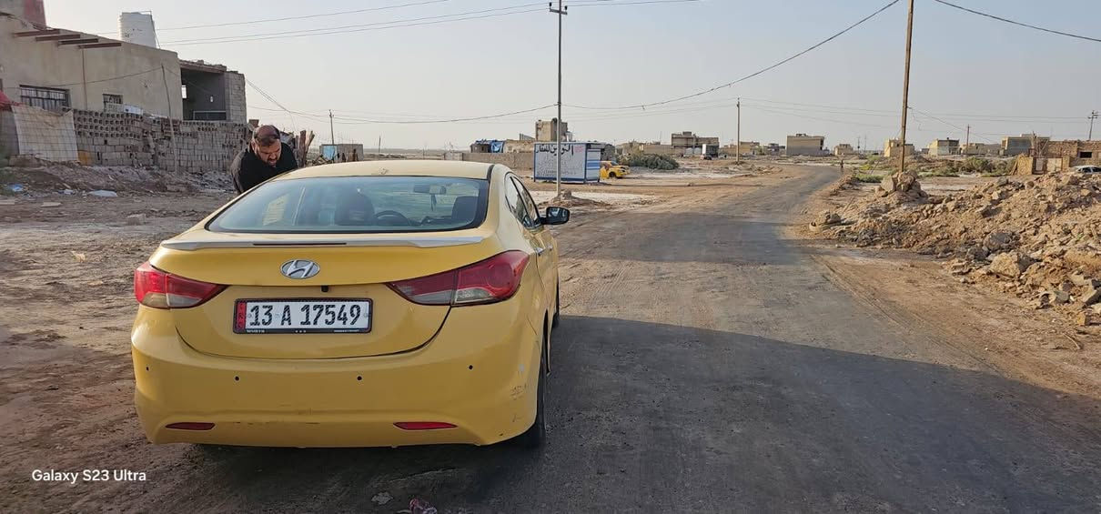 النترا مضلع موديل ١٢ كير مكينه حداديه جاهزه
وارد امريكي  رقم انكليزي بسمي سنويه للـ٣٠ 
مصفره هيئه وغرامات شرط التحويل السعر ٧٥ وبيهه مجال  للاستفسار اتصل  ***********
