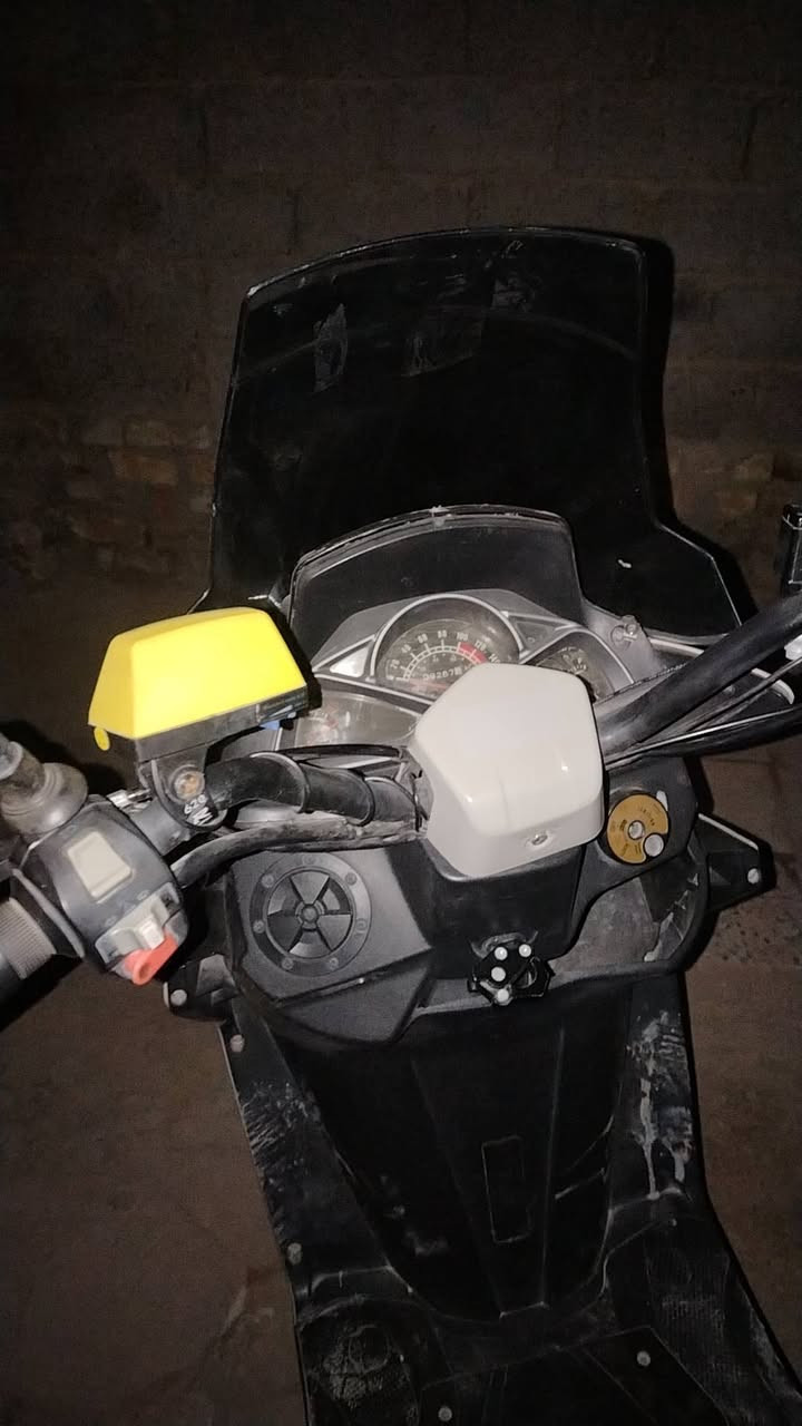 السلام عليكم دراجه نضيفه وحلوه ومامتعبوبه وشغاله سلف هندر مكان ديوانيه 30 السعر 500 وبيهه مجال ولاماعدك اخذ روح شراي تعال خاص وبيك خير ودلدل


**إذا كنت صاحب هذا الإعلان وتريد حذفه لأي سبب، رجاءا أرسل رسالة إلى الدعم الفني**