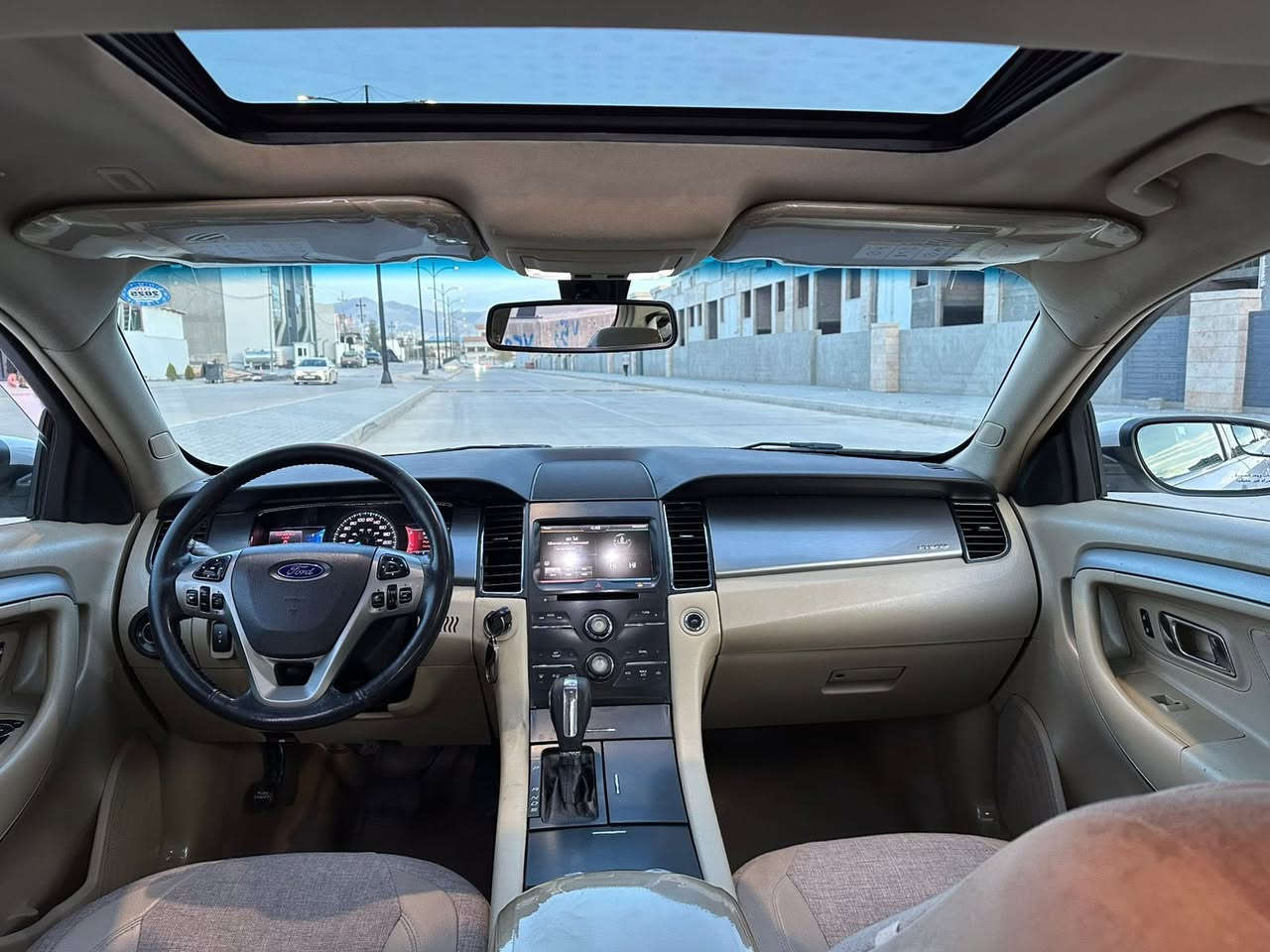 السلام عليكم فورد تورس موديل 13 السيارة خليجيه كير مكينه بشرط بدون ربع مصرف سنويه لحد 30 ماشيه 180كم 
صبغ سونر موجود بدون دوخل بشرط سنت واحد 
مكان السياره سليمانيه 
تريد وكال تريد تحويل خادم 
السعر 125 بيه مجال 
***********
*********** شباب ما متوجت عل نت خابر وتشلع عيوني
