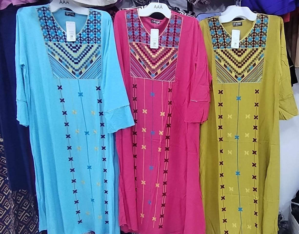 بنات كلشي متوفر داخل مجمع وكوزمتك حيدر ومتوفر توصيل واسعارنه مناسبه جدا ب8وكل ثنين ب15 العنوان حي العسكري الاول شارع اسواق طيبه مقابل سنتر جود


**إذا كنت صاحب هذا الإعلان وتريد حذفه لأي سبب، رجاءا أرسل رسالة إلى الدعم الفني**