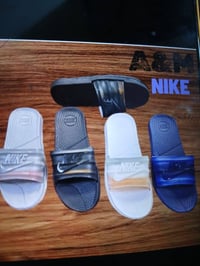 🔺 السلام عليكم 🔺 اخون وصول وجبه من النعال  الرياضي   الكارتونه تحتوي ع...