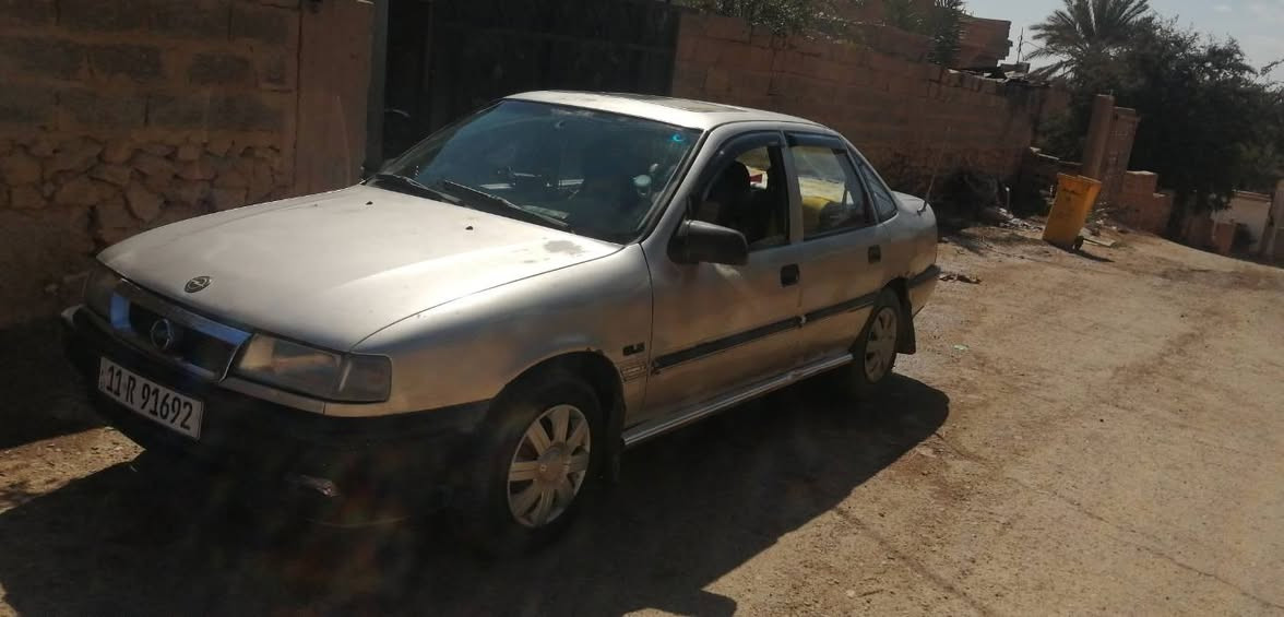 السلام عليكم اوبل فكترا 1991 بغداد سنويه وهزه جديده شرط التحويل محرك 2000 كير عادي تخم تاير جاهزه السعر 32 مكاني الأنبار قضاء رأوه ***********
