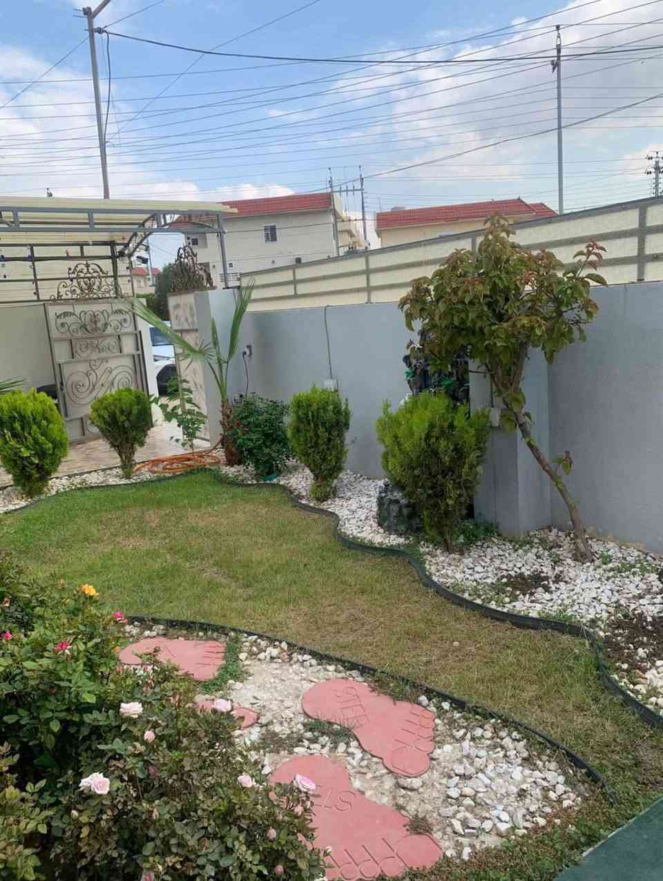 بيت للبيع في اشتي2
https://t.me/ahmadmuftah199 👈
مقابل حديقه
204متر

 2غرف نوم // استقبال // مطبخ // مجموعة //صحية
 
- يسجل طابو بأسم اي شخص يحمل الجنسية
تواصل واتساب:
********************************
خانوو بۆ فرۆشتن لە ئاشتی 2
بەرامبەر حديقيه 

204متر 

پێکهاتووە لە :-
2ژووری نوستن // دیوەخان // چێشتخانە // گەرماو

تواصل واتساب
📱:***********
***********
8:75
في حال لم يتوافق العقار مع رغبتكم او لم يكن بقدر امكانيتكم زوروا موقعنا على تلكرام للتصفح على اكثر عدد من العقارات المتوفرة
https://t.me/ahmadmuftah199 👈
