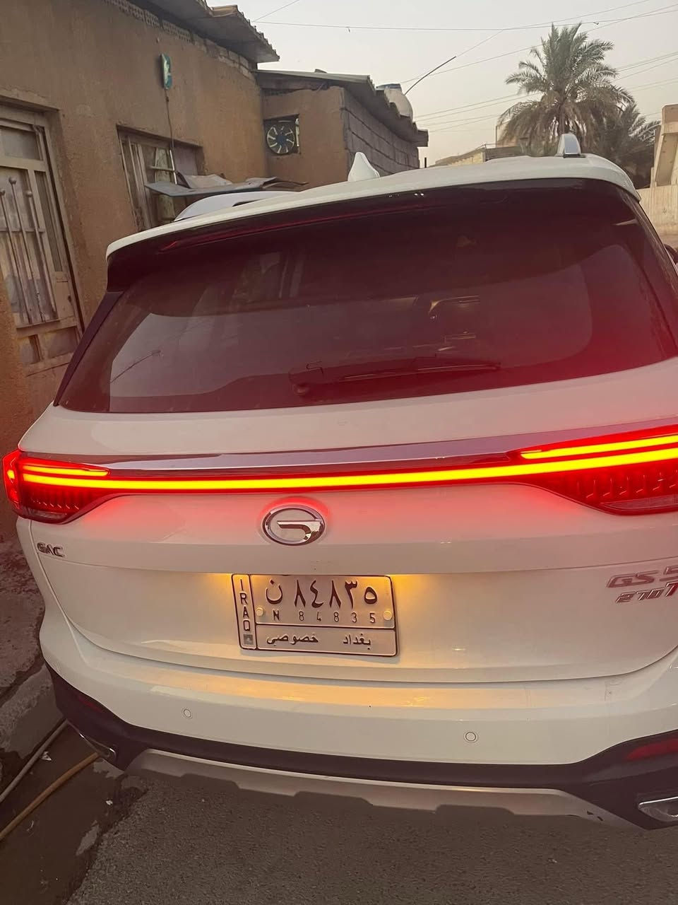 سلام عليكم سياره Gac gs5للبيع موديل 2021للبيع سياره فوول 1/1 بيهه جاملغ عكس السايق نص من عده وحافه البنيد السعر 135وبيهه مجال بصيط الاتصال ***********

