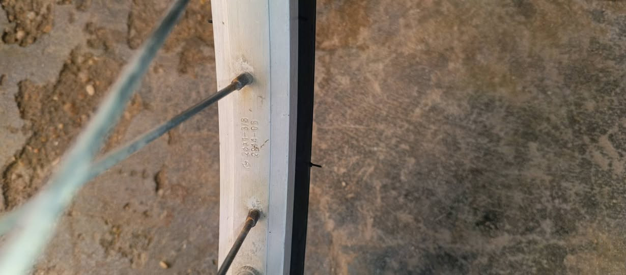 سلام عليكم بايسكل للبيع شركه Bran موديل 14 للتواصل ***********
