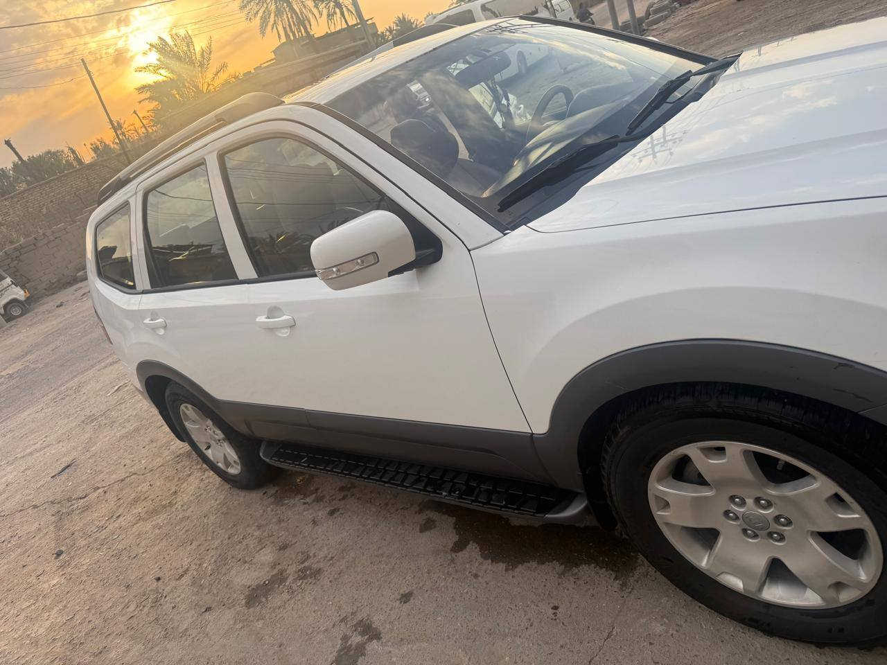 سلام عليكم كيا مهافي مديل 2015 خليجي مكينه 8 سلندر رقم بغداد مشروع وطني بيها باب سايق صبغ فقط باقي سياره كفاله عامه تخم تاير جديد ثلاث قطع تبريد مكان سياره بصره لسعر 163 مكلف بنشر للستفسار ***********
