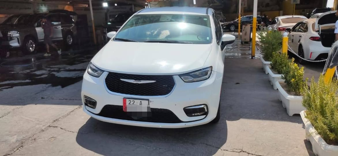 السلام عليكم 
باسفيكا موديل٢٠٢٣ وارد امريكي حادث جاملغ امامي ايمن مبدل تجاري  وباب الصدر وباب السلايد مبدلات اصليات لون ابيض نفس لون مواصفات الباسفيكا معروفه السياره  رقم اربيل اجره بسمي السياره بيه خط علاوي بغداد ومن اربيل مسجله شركه مصفره هيئه وغرامات السياره جديده تخم تاير جديد قبل اسبوع مشدود جاهزه من كل النواحي  260بيه مجال مكان السياره بغداد ‏‪0772 772 5078‬‏
