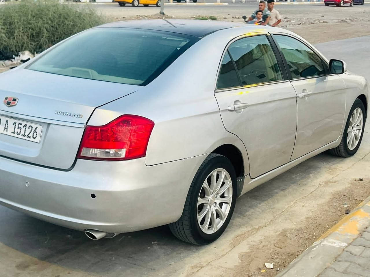 جيلي ام كراند رقم واسط انكليزي
موديل 2013
صبغ حزام 
محرك ميسبوشي بلادي 2400
تبريد شغال
كهربائيات كلها شغاله
تحويل ثاني بوم
مكان السياره كوت مركز مدينه
السعر48


**إذا كنت صاحب هذا الإعلان وتريد حذفه لأي سبب، رجاءا أرسل رسالة إلى الدعم الفني**