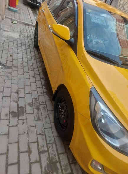 اكسنت وارد خليجي موديل ٢٠١٥ مكفوله من حادث وتبديل مكينه ١٦٠٠ دوش وكير وصدر وتبريد كل مكفول السعر ٨٨ بيها مجال الاتصال *********** عنوان  الشعب
