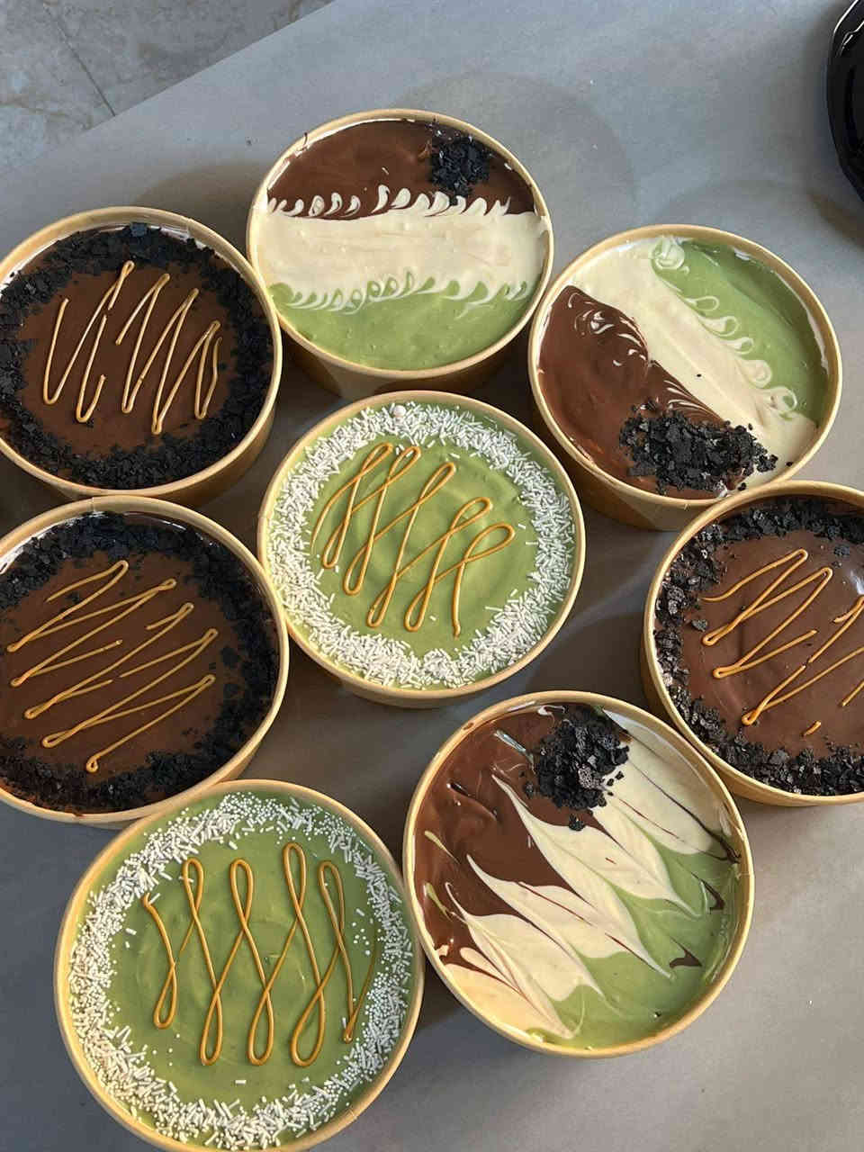 مساء الخير حبايبي 

هواي  بنات تسال بخصوص الكيك ومنو احسن وحده تسوي وشغلها راقي ب الكيك 

علمود حجوزات كرسمس او عيد ميلاد 🎁 او مناسبة معينه 

هذا منشور خاص لبيجات الكيك حصرا 

إذا تشوفين نفسج كدها وشغلج ١٠٠/١٠٠ نزلي شغلج مع الاسعار 
واذكري تفاصيل 

هواي بنات راح تابعكم من خلال تعليقاتكم 

يلا بنات بلتوفيق للجميع يارب كل الي بلمنشور متوفر يوميا بيع مباشر 
#مني_كيك يكفي 4نفرات ب7الاف فقط حشوه توفي وجوز
باقي الاسعار حسب الحجم وتزين 
انستا cake_najaf_91 
واتساب *********** عنوان المحل 
كوفه شارع المعمل قرب مدرسه الازدهار مقابل صيدليه عصام النجار
