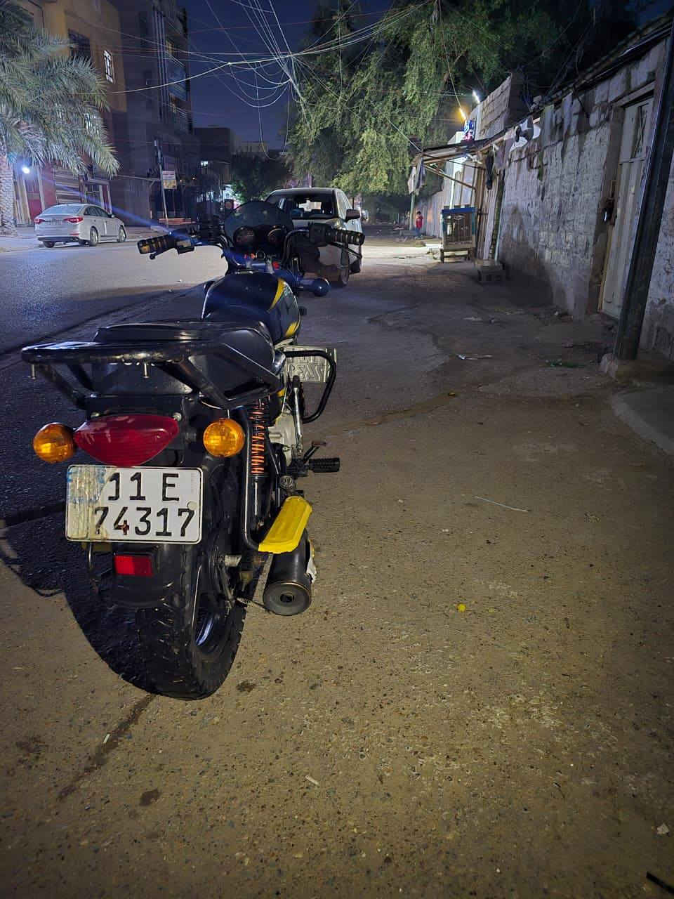 سلام عليكم
بوكسر كلاسك 2021
دراجة جاهزة من كلشي 
مكفولة من التنقيص و التبخير و النضوح
معمر المحرك بالوكالة
بيها لايت زينون و دبل اشارة
السعر 2000 و بيها مجال للشراي 
صاحب السنوية موجود و يحول ب اي وقت تريد
ه‍:***********
