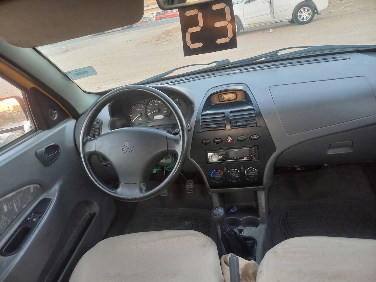 طيبه 15 رقم بغداد سنويه مجدده هيئه مصفره مكينه وكير مكفولات حداديه منفوضه نفض كهربائيات كلها شغاله بس تبريد مايشتغل سياره جاهزه من كلشي سعرها 31 للاستفسار *********** مكاني كوت
