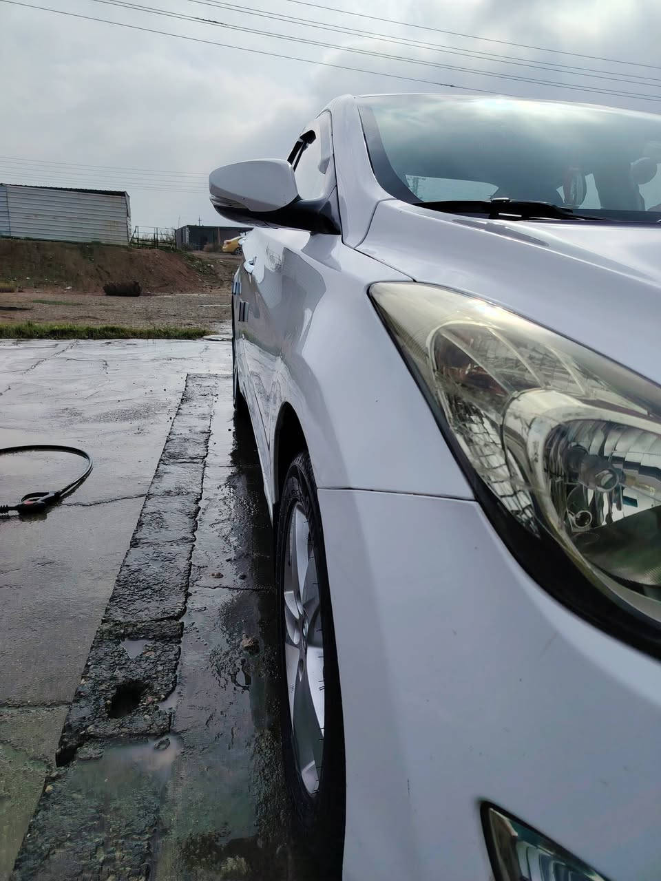 هونداي النترا 2013 وراد خليجي بيها جاملغ  فقط مكفوله من الصبغ والتبديل والفتح بيه مكانات بارد بسيطات رقم بغداد تحويل ثاني يوم مواصفات عادي تحكم ستيرن شاشه كامره خلفيه سياره جاهزه كير محرك حداديه تخم تاير السعر 115 بيه مجال مكان السياره ديالى المقداديه للاتصال ***********
