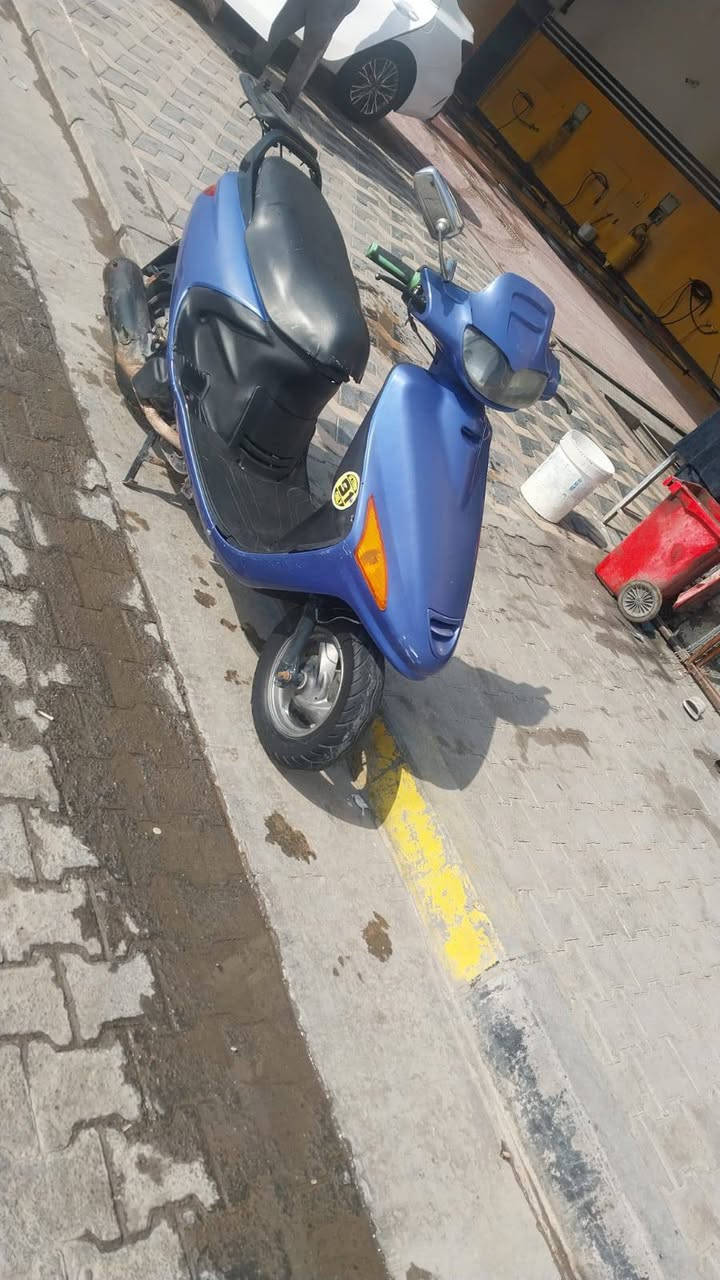 السلام عليكم دراجه فراشه فحل دراجه نظيفه 100% نقص باتري فقط دراجه سعر 450 رقم الاتصال***********
