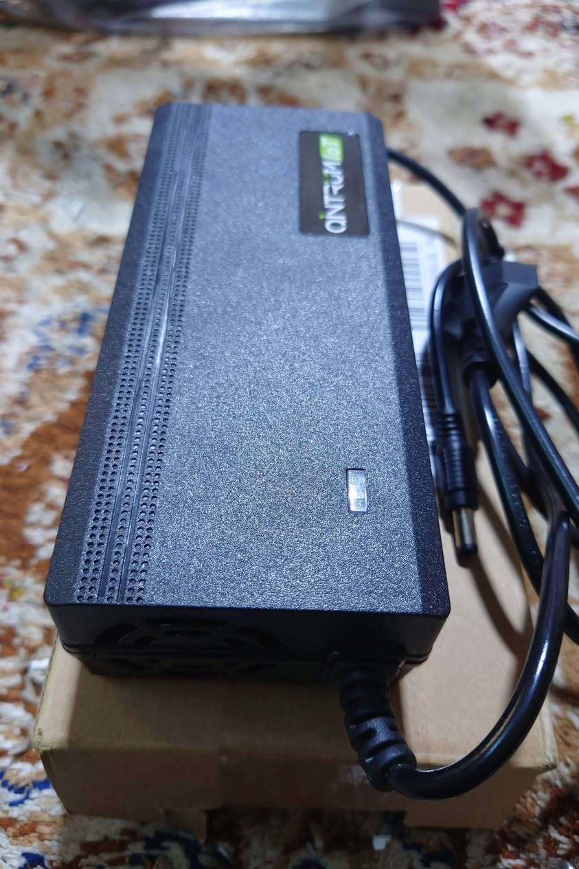 شاحنة اصليه امزون 3 امپير 42 فولت 15 ألف


**إذا كنت صاحب هذا الإعلان وتريد حذفه لأي سبب، رجاءا أرسل رسالة إلى الدعم الفني**