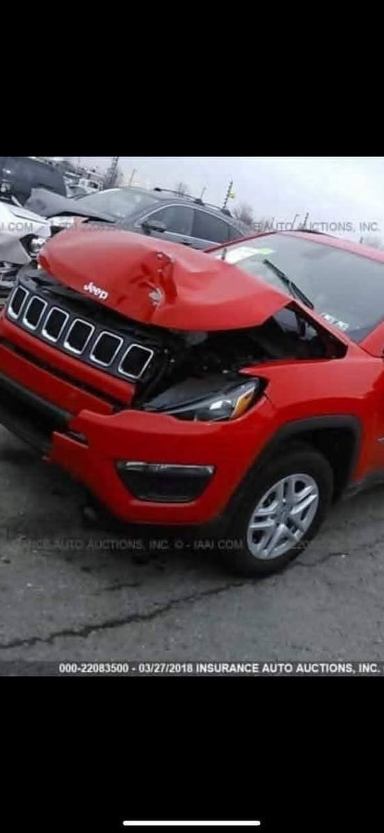 السلام عليكم
جيب كومباس مديل 17
حادثه فقط بنيد بدون ايرباك 
صور الحادث والسونار مرفقه بالمنشور
ماشيه 83
السعر 119 وبيها مجال 
رقم بابل باسمي 
الاستفسار ***********
