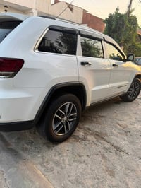 جيب ٢٠١٧كلين فول موصفات واحد على واحد السعر 255////رقم الهاتف 07706623...