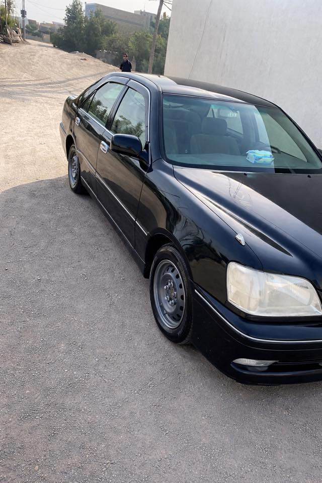 سلام عليكم  ملكة فول 4 دكم ادوات كصتين المكان ناصرية مركز السعر /33/ كلشي واضح بالصور اي نقص ماكو كير مكينة حدادية لوك  دولار ماتصرف ع السيارة لتواصل واتساب فقط ***********
