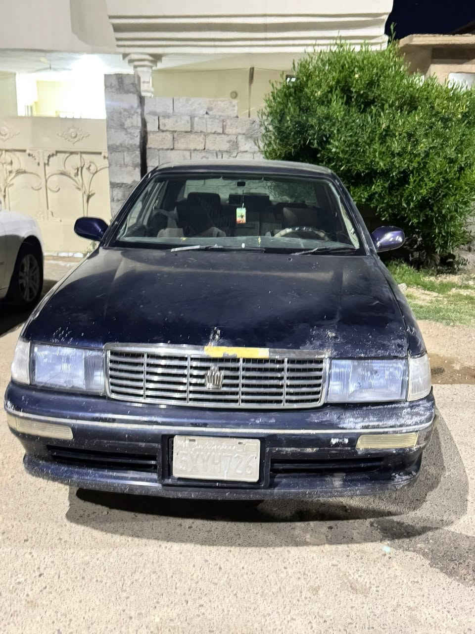 السلام عليكم بطه للبيع محرك بي صوت كير فول صدر نص عمر تايرات جدد والباقي شوف العين الشراي يتصل ***********
