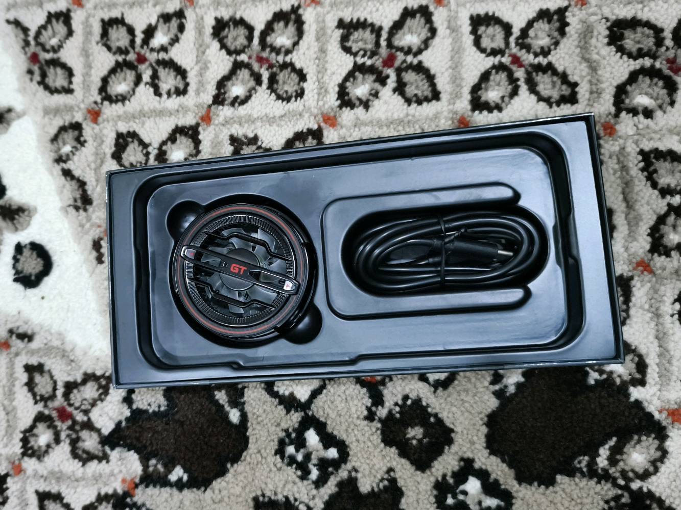 جهاز نضيف جدا للبيع صارلي 20يوم من ماخذه 
ملحقاته كلهه موجوده 
كفرات 2
الفريز والشاحنه مالته 
السماعات 
العنوان الأنبار الرمادي التأميم القادسية الأولى. 