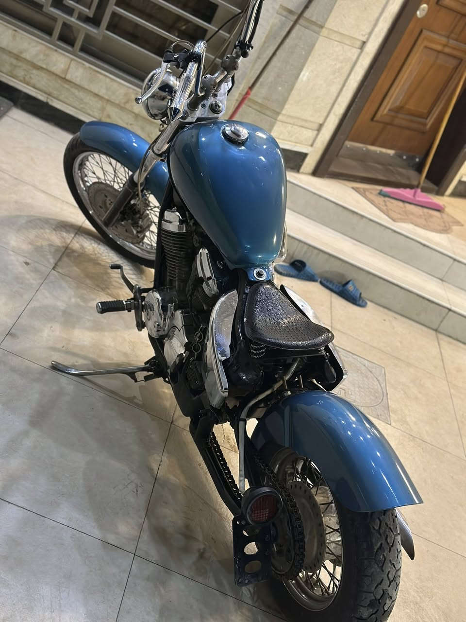 سلام عليكم ستد ببر للبيع مابيها اي نقص كامله من كلشي السعر 1350 الف مكاني شارع فلسطين ***********
