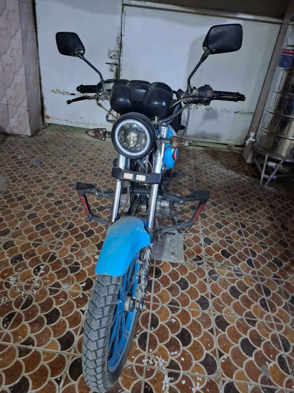 دراجه للبيع شاينك ٢٠٢٣ اوراق كامله محرك ١٥٠ /٨٠٠ بيه مجال ***********
