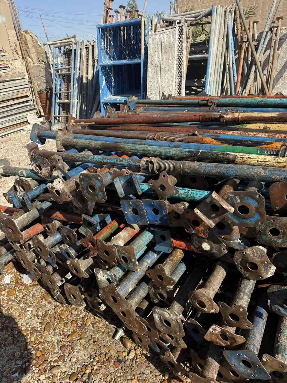 السلام عليكم جكات للبيع السعر ٢٦ زوج 
*********** 
العنوان بغداد ساحه الطيران
