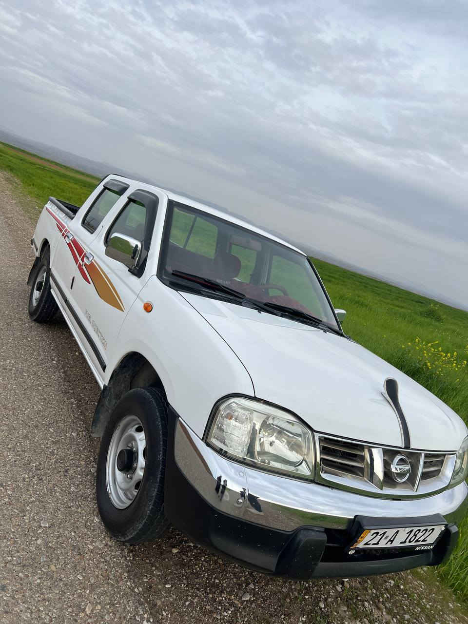 نیسان پیکاب  2008
سەنەوەی و ژینگەو ڕێگەوبان تازەیە تا 2029
بەناوی خۆمانەوەیە   شاشە هایپات 
سبوخی نیە بەس  دووسێ پەڵە ساردی هه یه 
چوارتایەی لۆکە  بەشەرتی ڕەقەو تەقە 
مەکینەی لۆکە نەکراوەتۆ  هه مووگیانی بەشەرت
ژمارەی 
مووبایل  ***********
