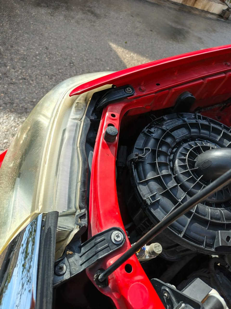 السلام عليكم 🎉سياره هايلوكس فور ويل موديل٢٠١٢اوتماتيك بليته و سنويه رقم سليمانيه مميز لل٢٠٢٨ماشيه ١٩٨الف محرك شرط ما مفتوح السياره مكفوله عدا الموضح بالسونار  السعر216وبيه مجالل
عنوان خان ظاري ابو غريب
رقمي ***********/***********
بًيَهّ بًآرکْوٌد بانزين ديالى
