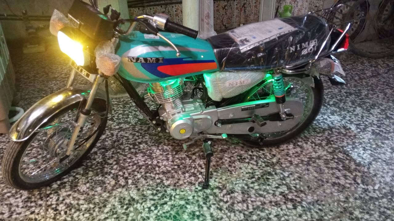 السلام عليكم دراجة نامه امتياز لون مميز فيروزي باب أول طبق الشلامجه شاصي ثقيل الدراجه بعده عل سحك زيرو ضمان مكينه شرط العنوان بابل شارع 80 حله كربلاء السعر 825 وبيه مجال للشري الاتصال *********** واتساب ما سنجر متواجد
