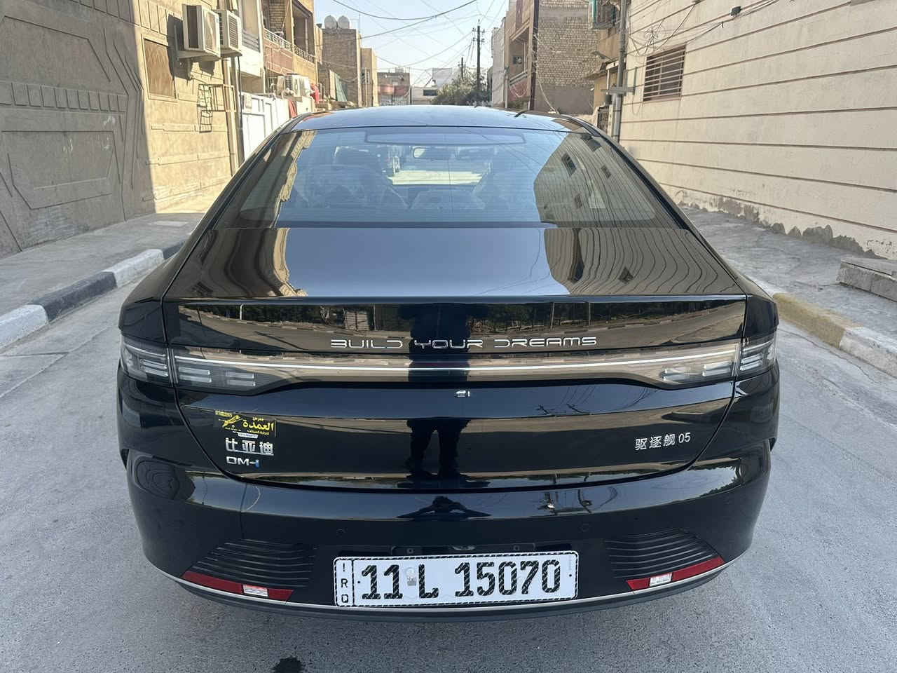 السلام عليكم سياره بي وايدي موديل 2025رقم بغداد تحويل مباشر مواصفات معروفه ماشيه 2400مكفوله سعر 17800بيه مجال بصيط العنوان بغداد الامين شارع نواب النتصال ***********
