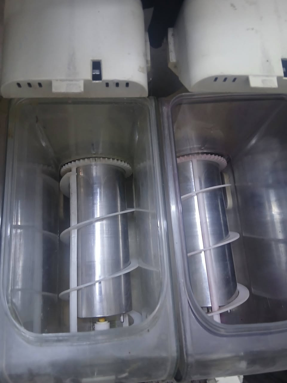 ماكنه ازبري إيطالي للبيع أدوات ***********السعر
