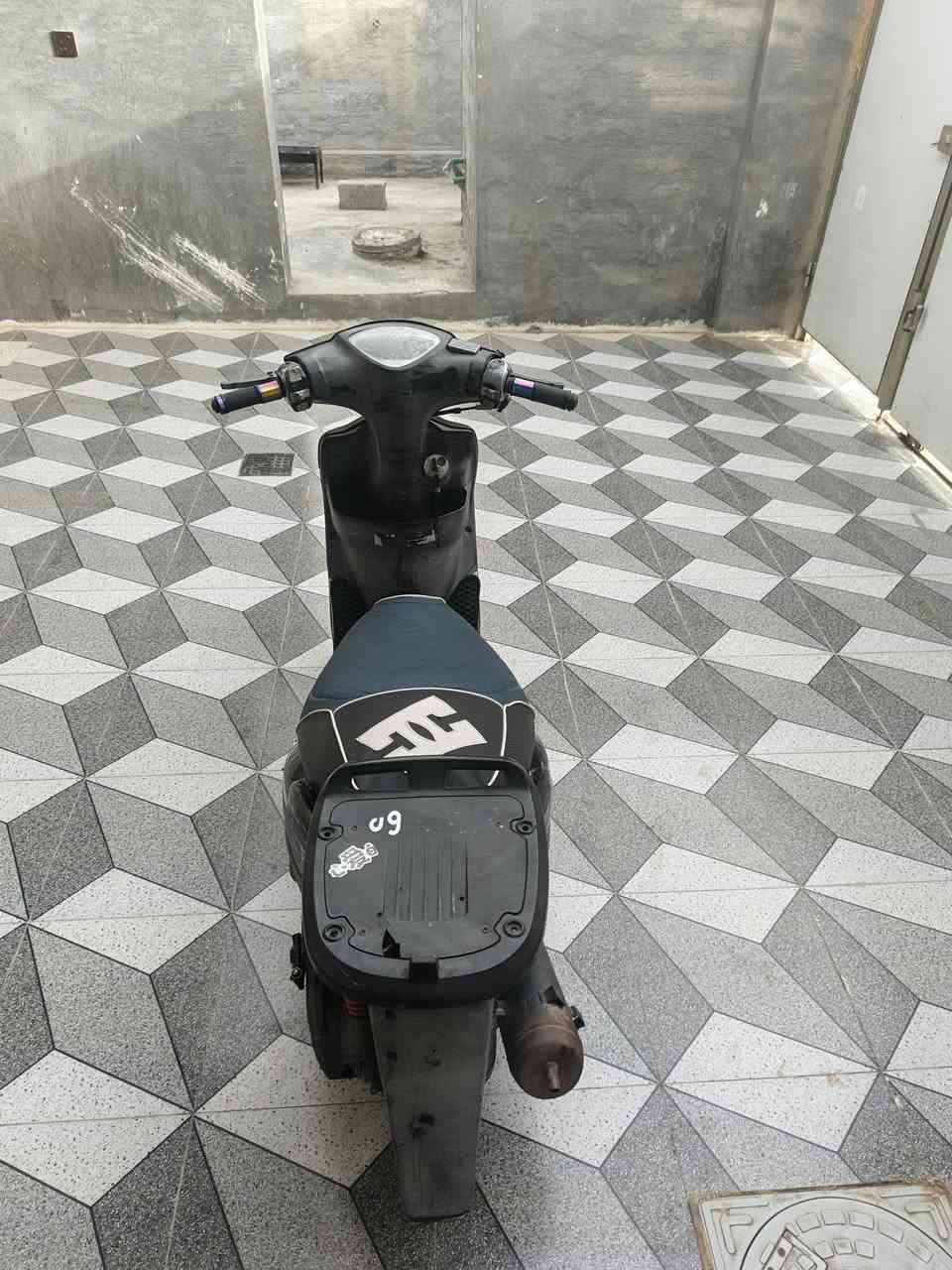 السلام عليكم
دراجه ماكس عدله بلاديه شركه للبيع شرط عالفحص وين ميعجبك افحص
. 
. 
دراجه بوشه 49 بلاديه 
مكينه ناعمة 
صلف هندر شغال
كفرات بلاديه 
صارله شهر ونص نازله من الرمبه 
رايده 800 وبيها مجال 
مكاني فلوجه
للاستفسار اكثر
***********
