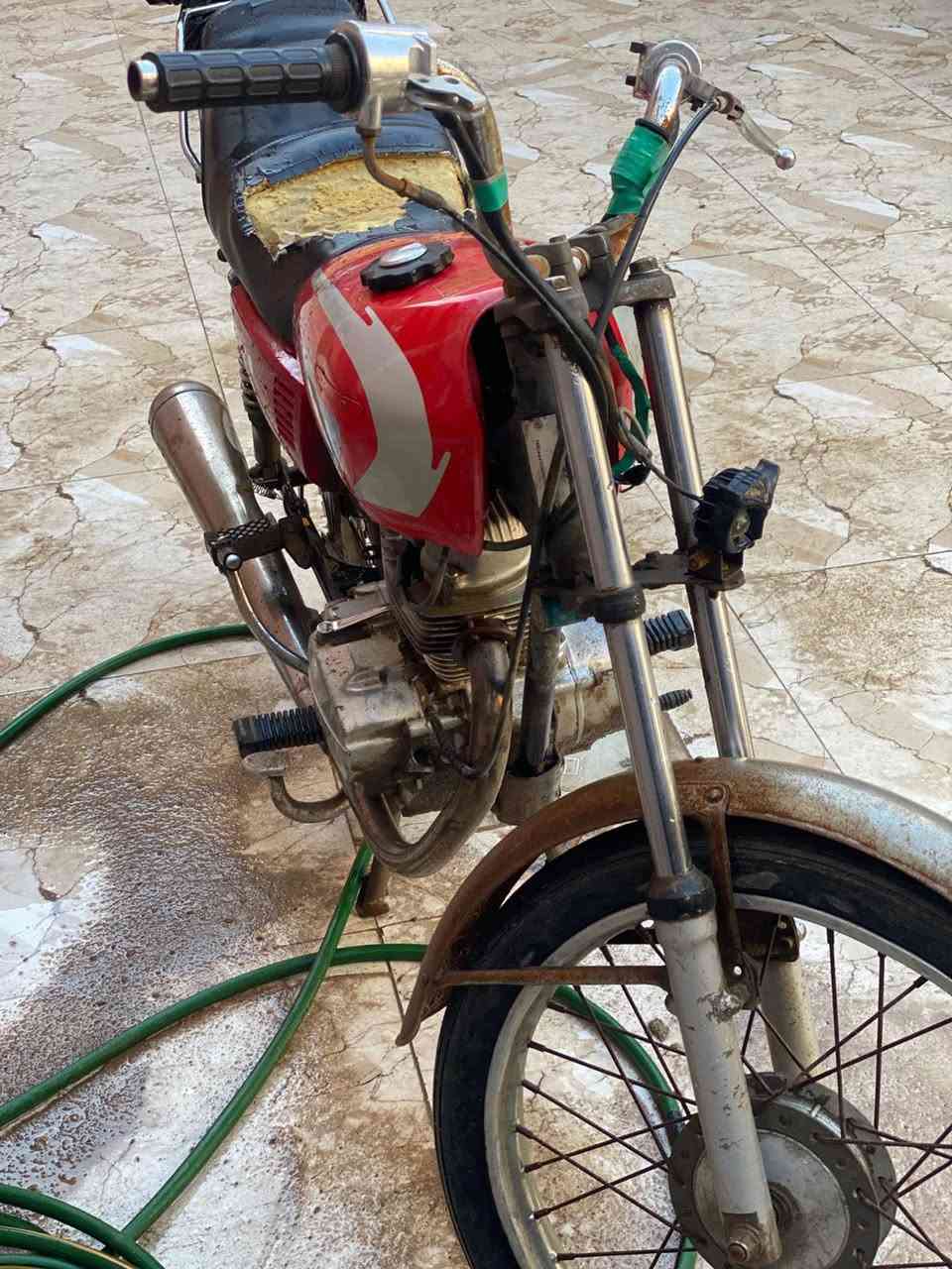 دراجه نامه شلامجه مديل 2010دراجه مفتوحه رقم اسود سنويه صاقطه دراجه سعرها 600بيها مجال تحويلثاني يوم رقم  ***********
