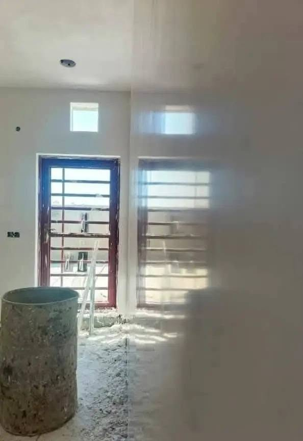 ***********لبخ متغرغ شغل درجه اول جص وسمنت وبورك
