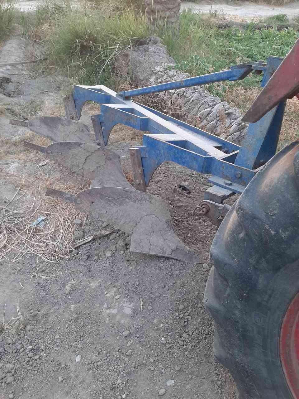 للبيع فدان ١٢ حدادة سلوم جاهز على الشغل مكفول من كل شيء للاستفسار ***********
@
