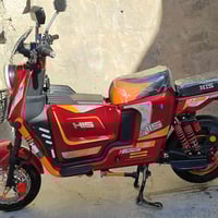 دراجة شحن H900 • ٢٠٠٠ واط • ٥ بطاريات ٣٢ أمبير