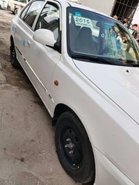 فيرنا 2015 كفاله السعر 90  للبيع السياره على وضع الشركه جديده بمعنى ال...