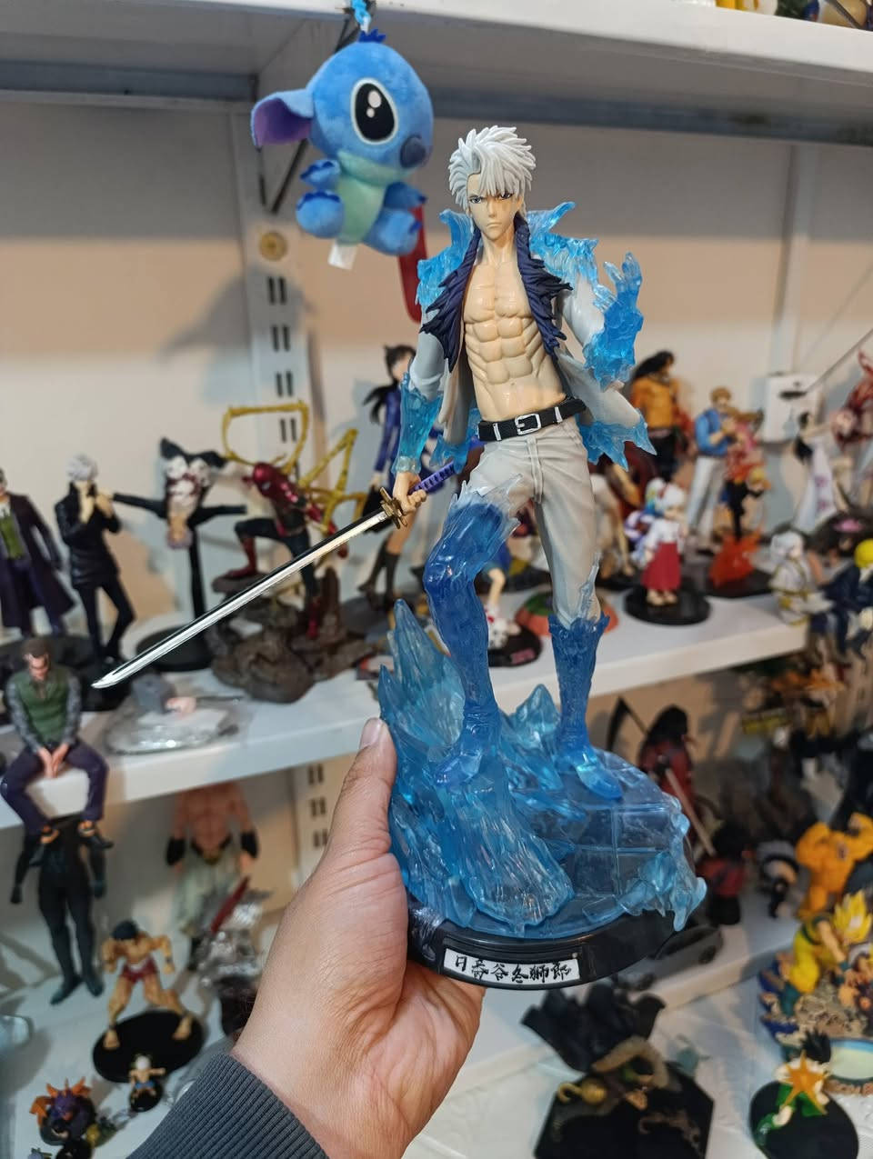 توشيرو من انمي بليتش ❄️
مجسم ضخم بتفاصيل رهيبة 
السعر ٢٥ مع التوصيل 
يوجد توصيل لكل المحافظات ❤️


**إذا كنت صاحب هذا الإعلان وتريد حذفه لأي سبب، رجاءا أرسل رسالة إلى الدعم الفني**