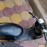 دراجه بوليسي دراجه مقفوله مكينه بلادي والسعر بيها مجال 07730611361